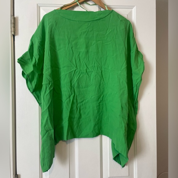 Diane von Furstenberg Bateau Neck Blouse 0143 - Picture 8 of 8